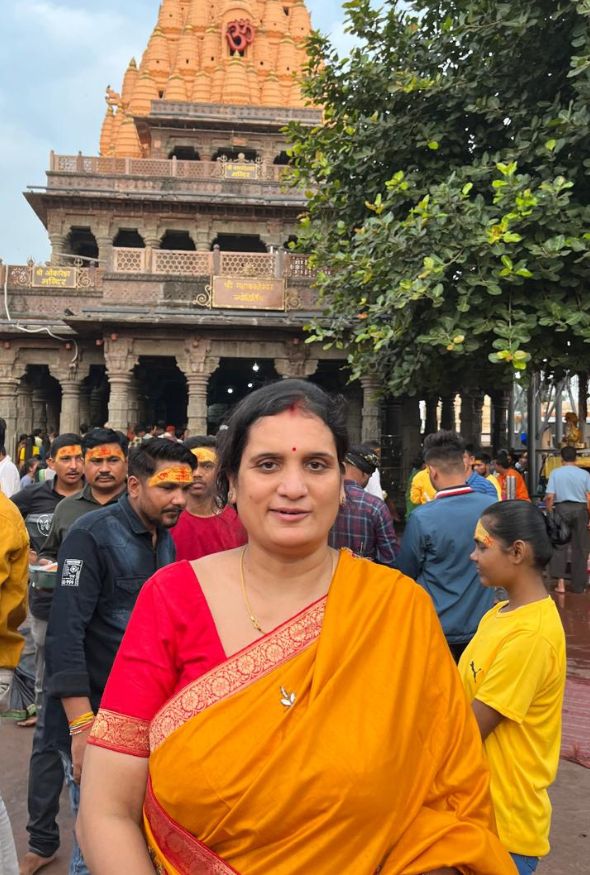 Shipra Pandey at Mahakaleshwar Temple, Ujjain